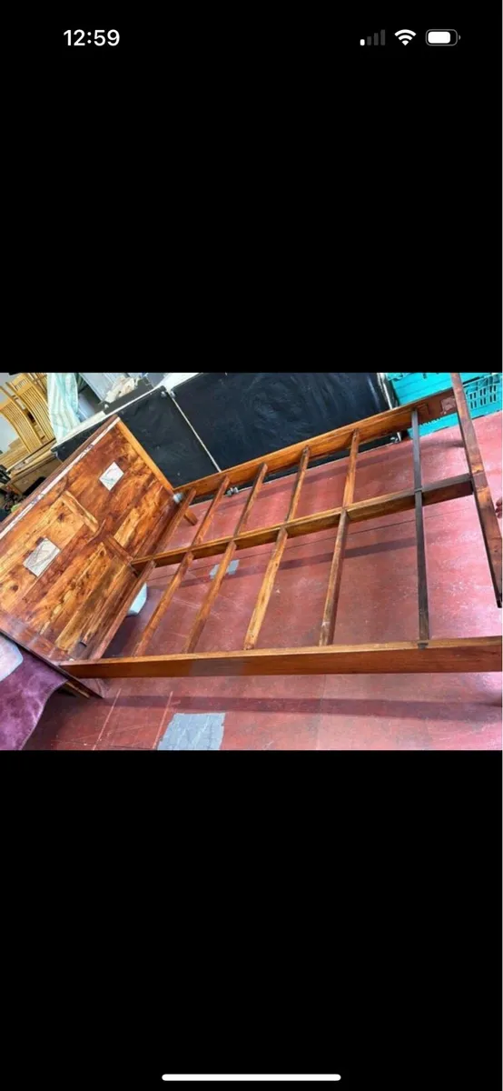 Solid king size bed frame - Image 4
