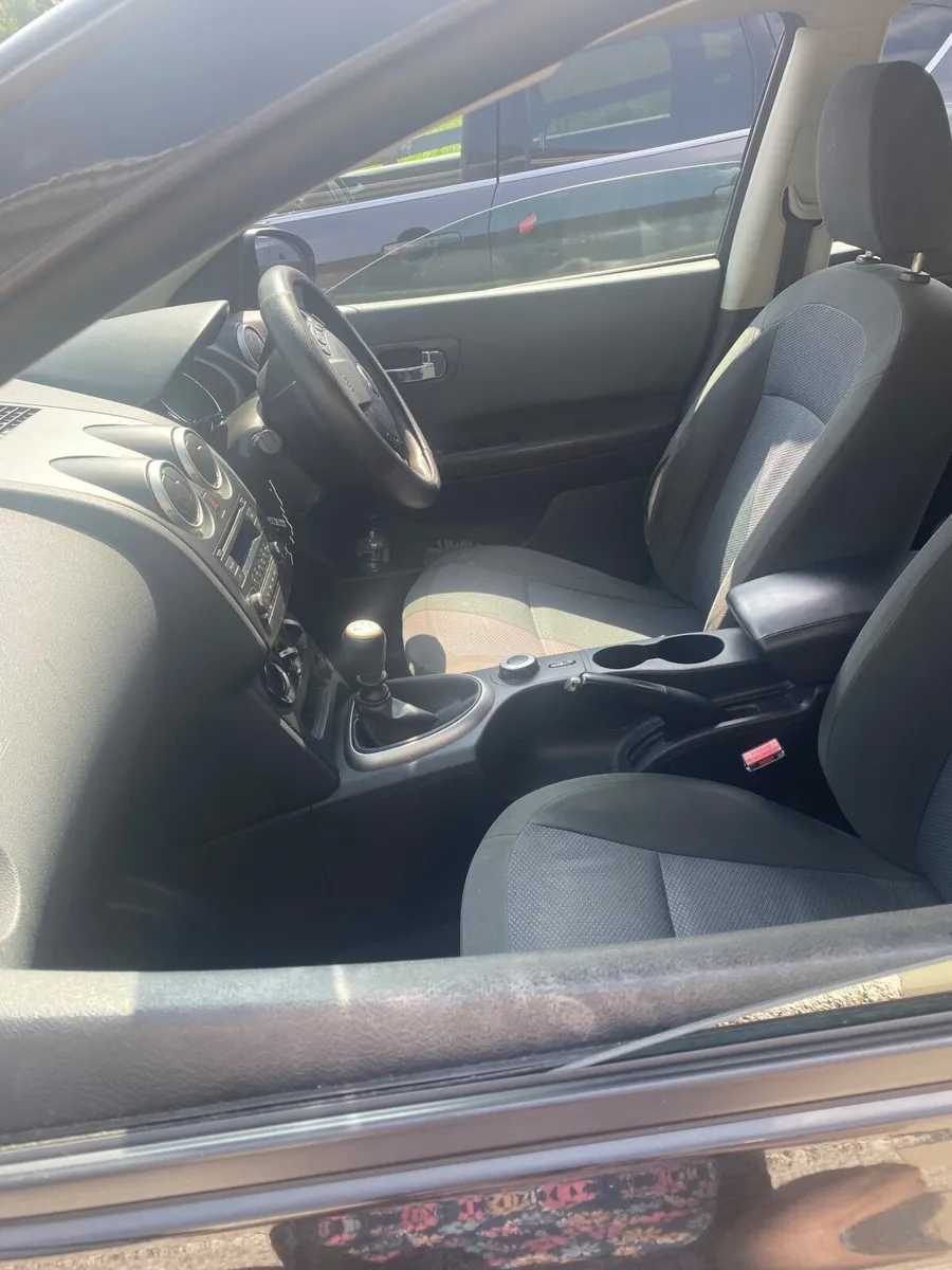 Nissan Qashqai 2012 - Image 2