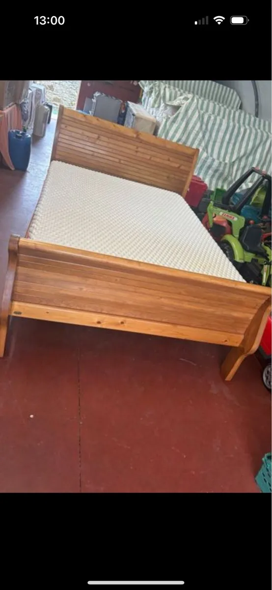 Sleigh double bed with matress - Image 1