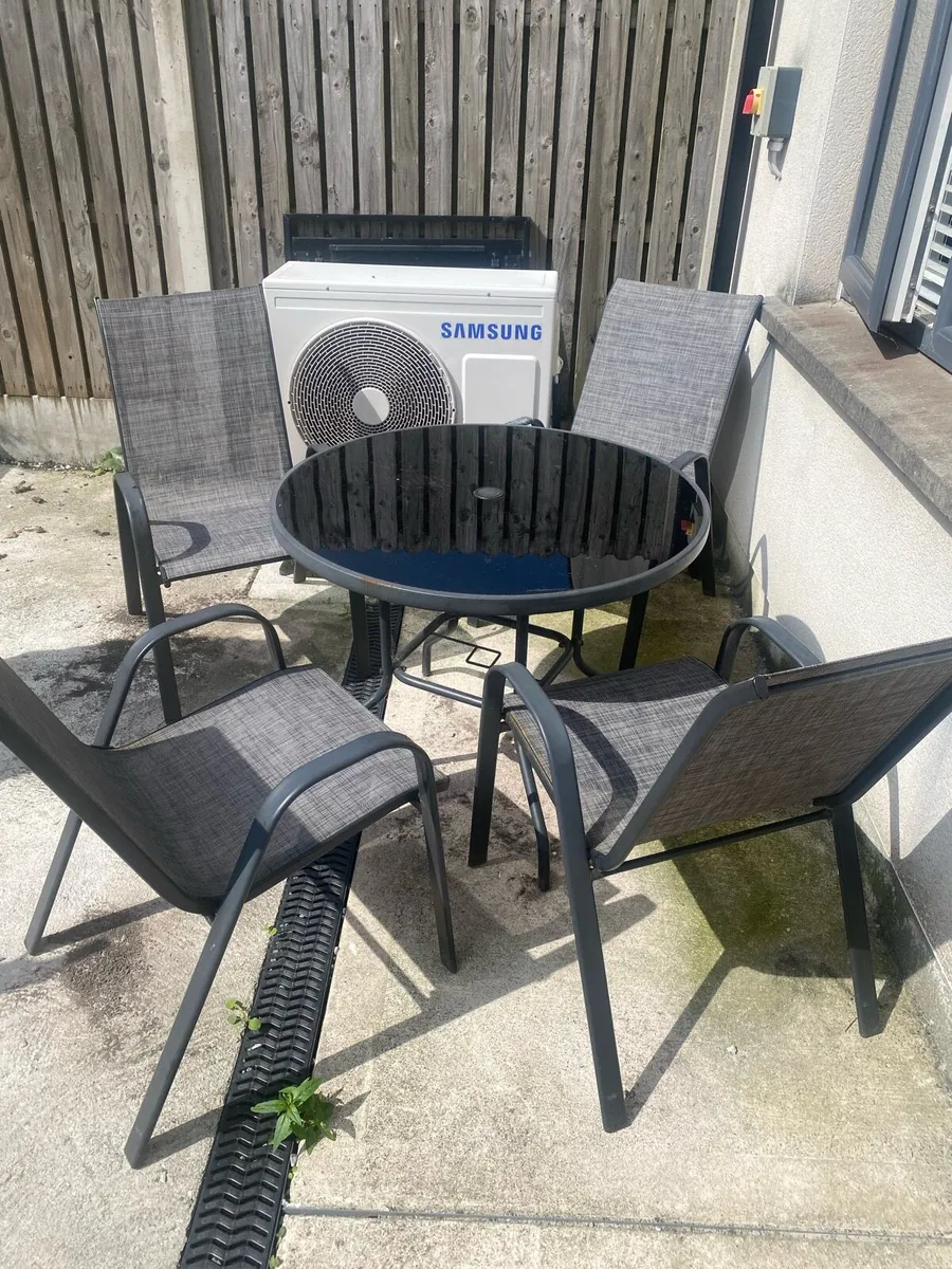 Garden chairs - Image 1