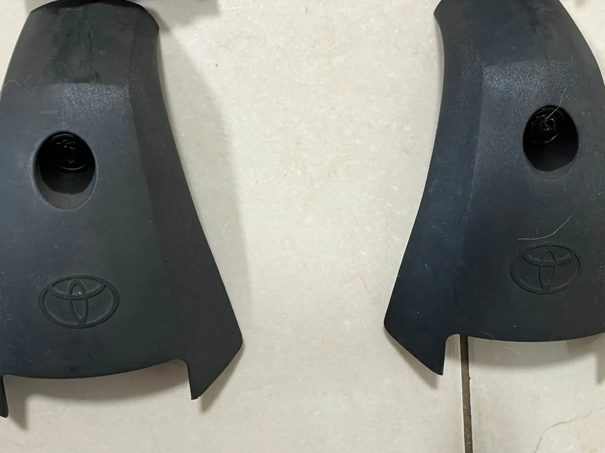 Genuine Toyota Hilux Roof Rack / Cross Bars - Alum - Image 2