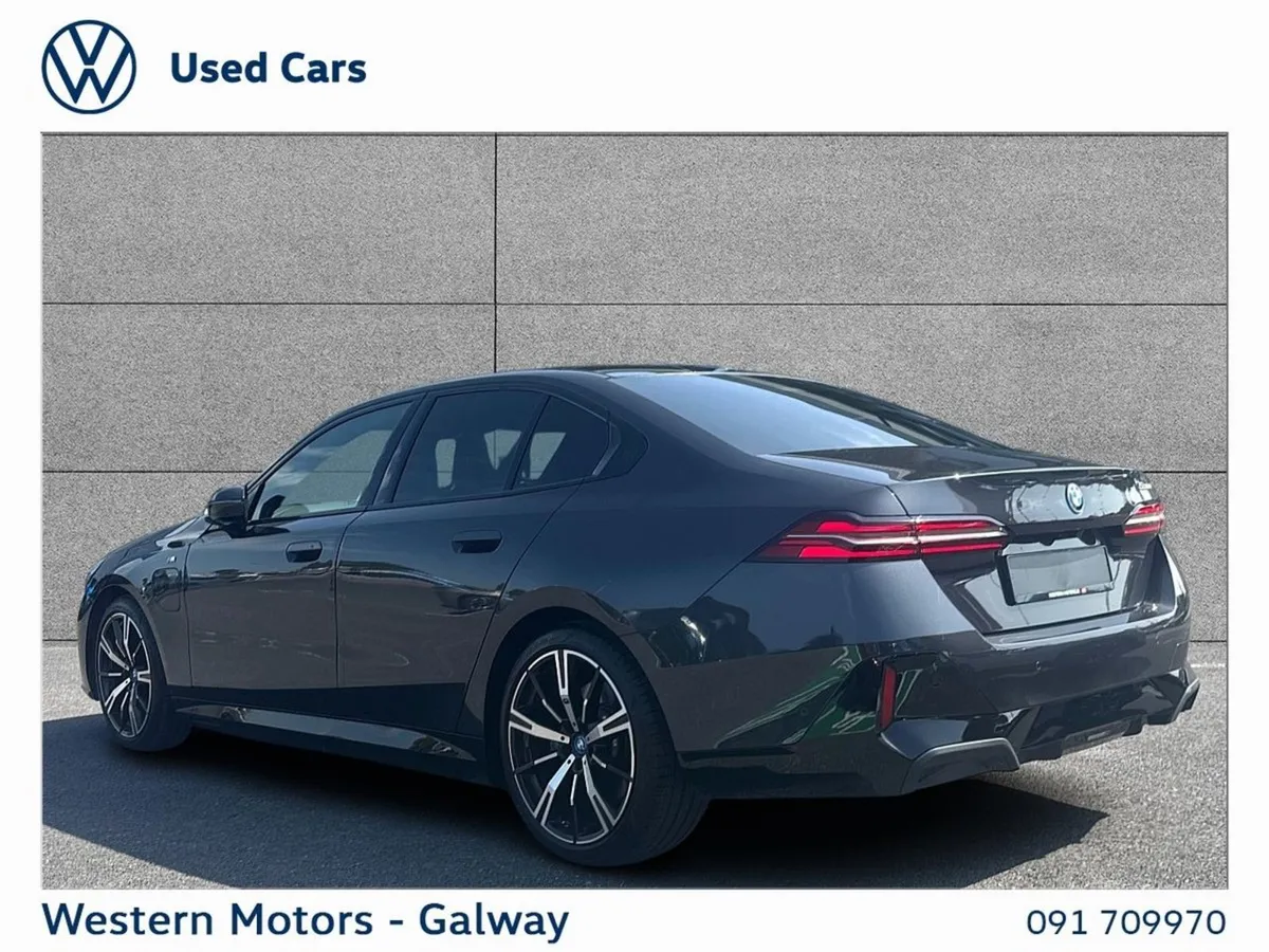 BMW 5 Series 530Ee M Sport Comfort Plus  Rear Cam - Image 3