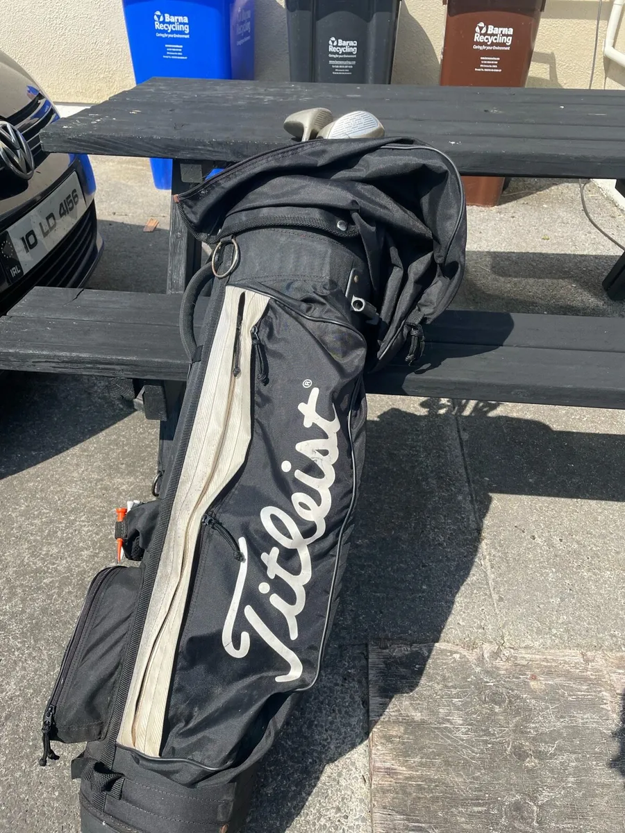 Golf set with Titleist bag - Image 1