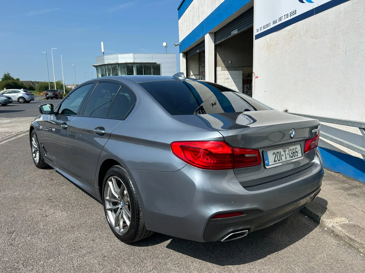 BMW 5-Series. M SPORT. - Image 3