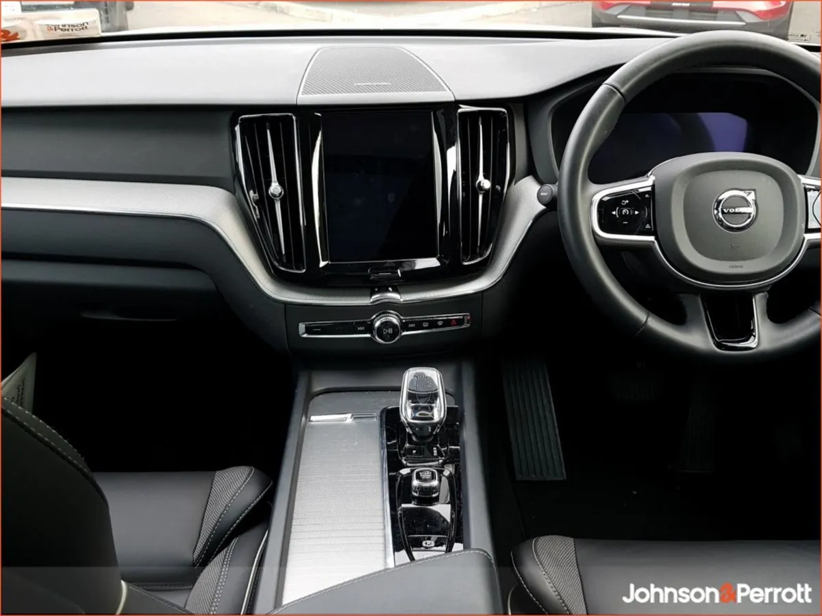Volvo XC60 T6 AWD Phev Plus Dark (adaptive Cruise - Image 2