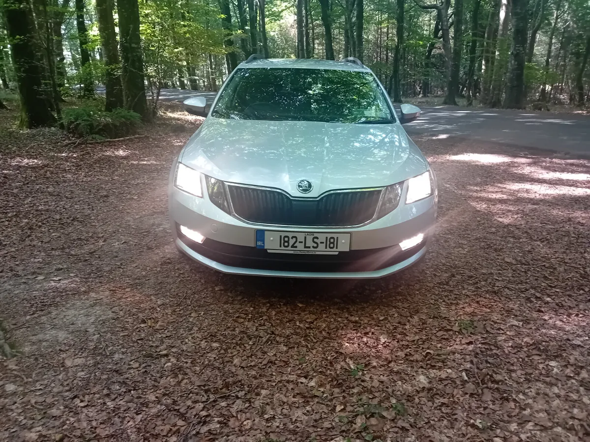 181 SKODA OCTAVIA 1.6 TDI COMBI MANUAL - Image 2