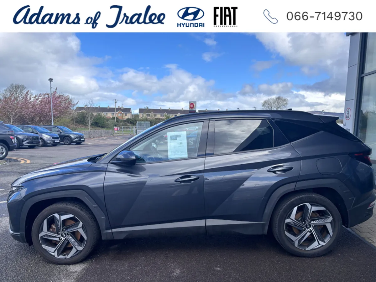 Hyundai Tucson IX35 EXECUTIVE 4WD 5DR AUTO - Image 2