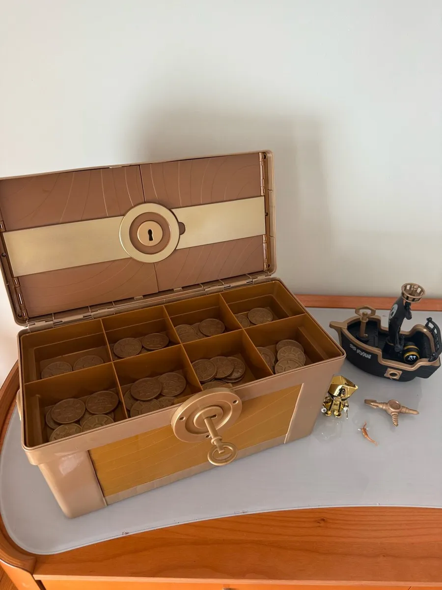 Large Ryan’s World  Pirate Treasure Chest and Boat - Image 1