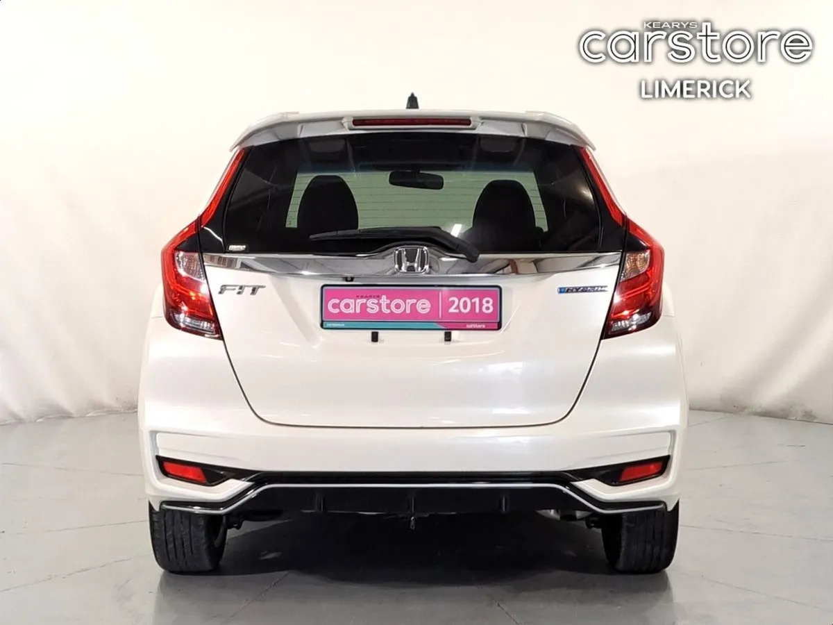 Honda Fit 1.5 Hybrid Auto - Image 4