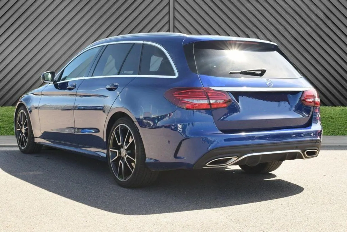 211  Mercedes C300 Premium Estate - Image 2