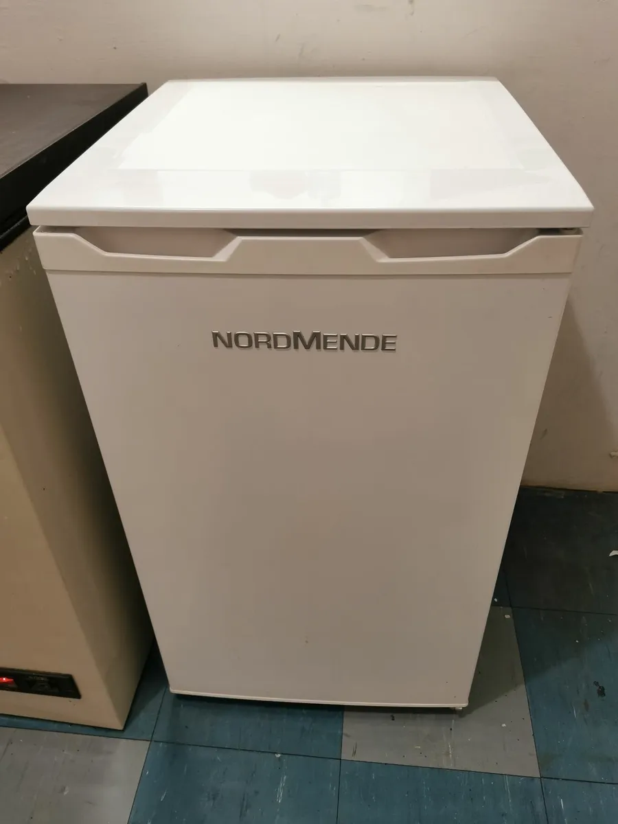 Under counter fridge - Image 2