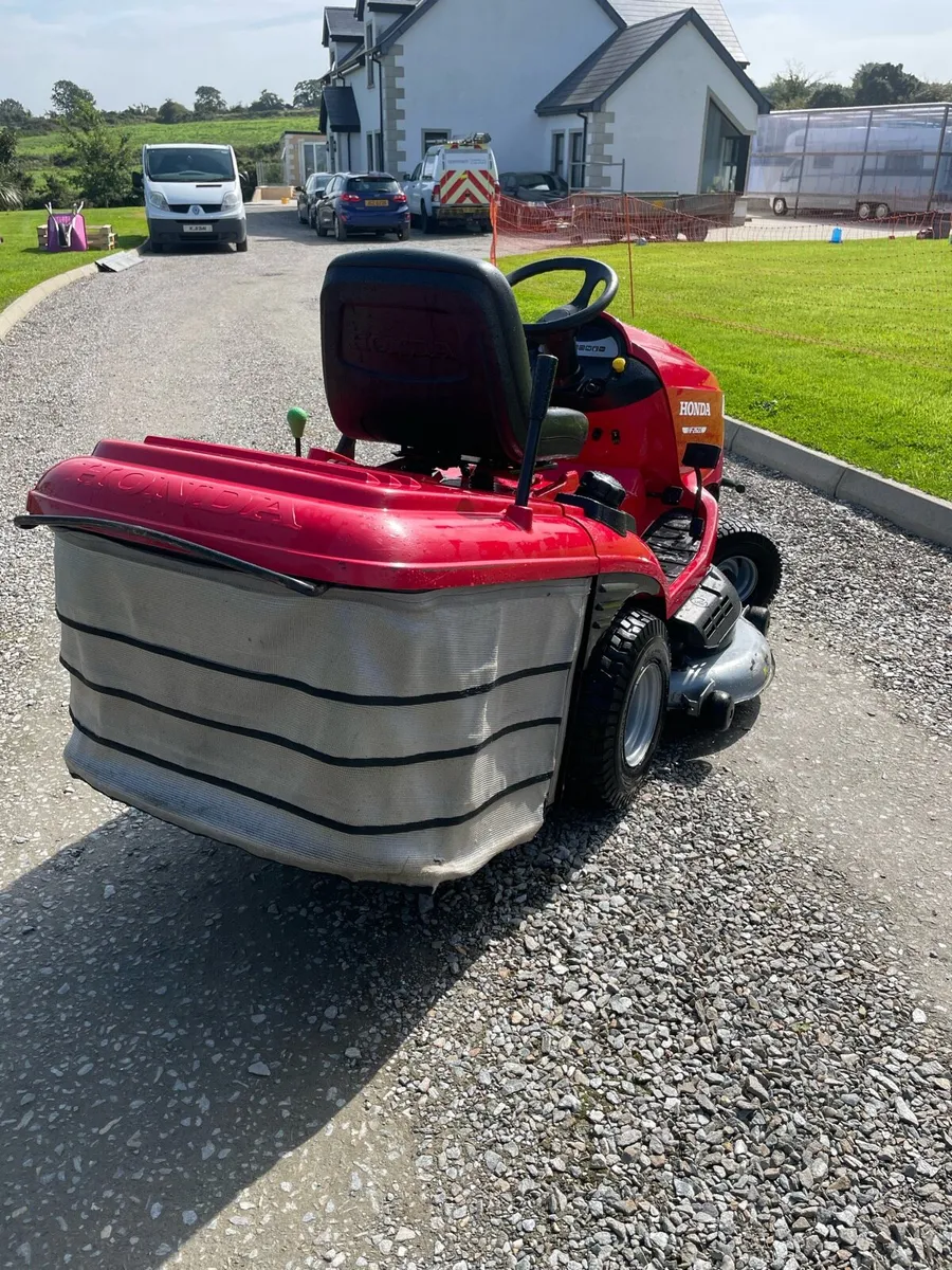 Honda 2622 lawnmower - Image 4