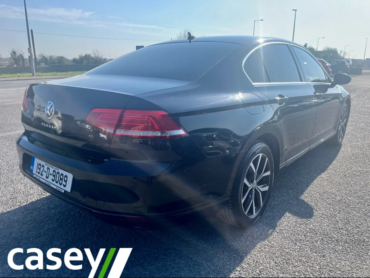 Volkswagen Passat CL 2.0 TDI MANUAL 6SPEED FWD 150 - Image 4