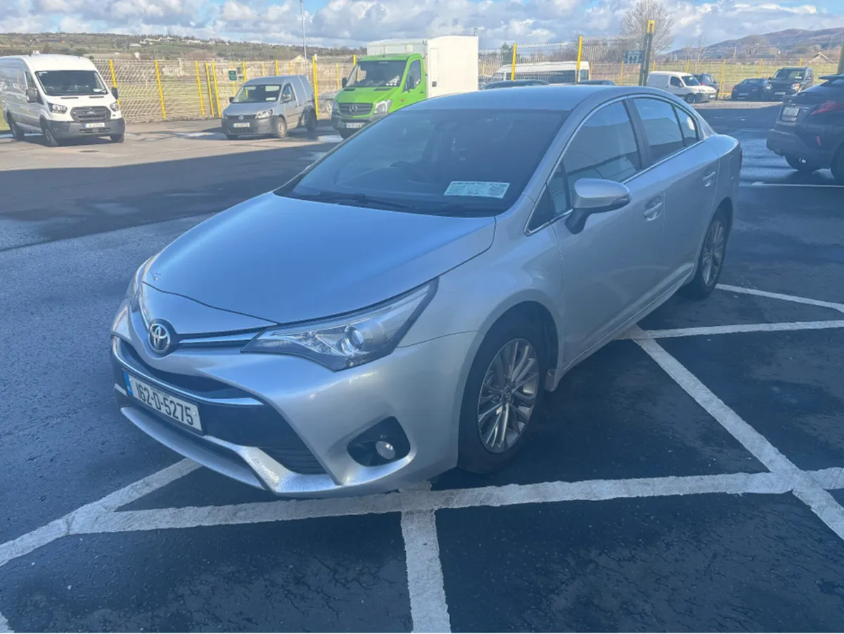 Toyota Avensis 2.0 D LUNA 4DR - Image 4