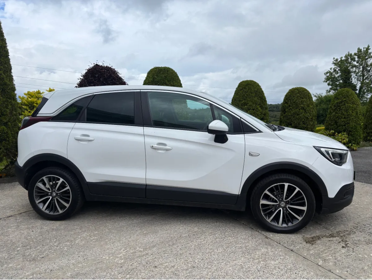 Opel Crossland X 1.5 SE NAV PREMIUM 110PS - Image 2