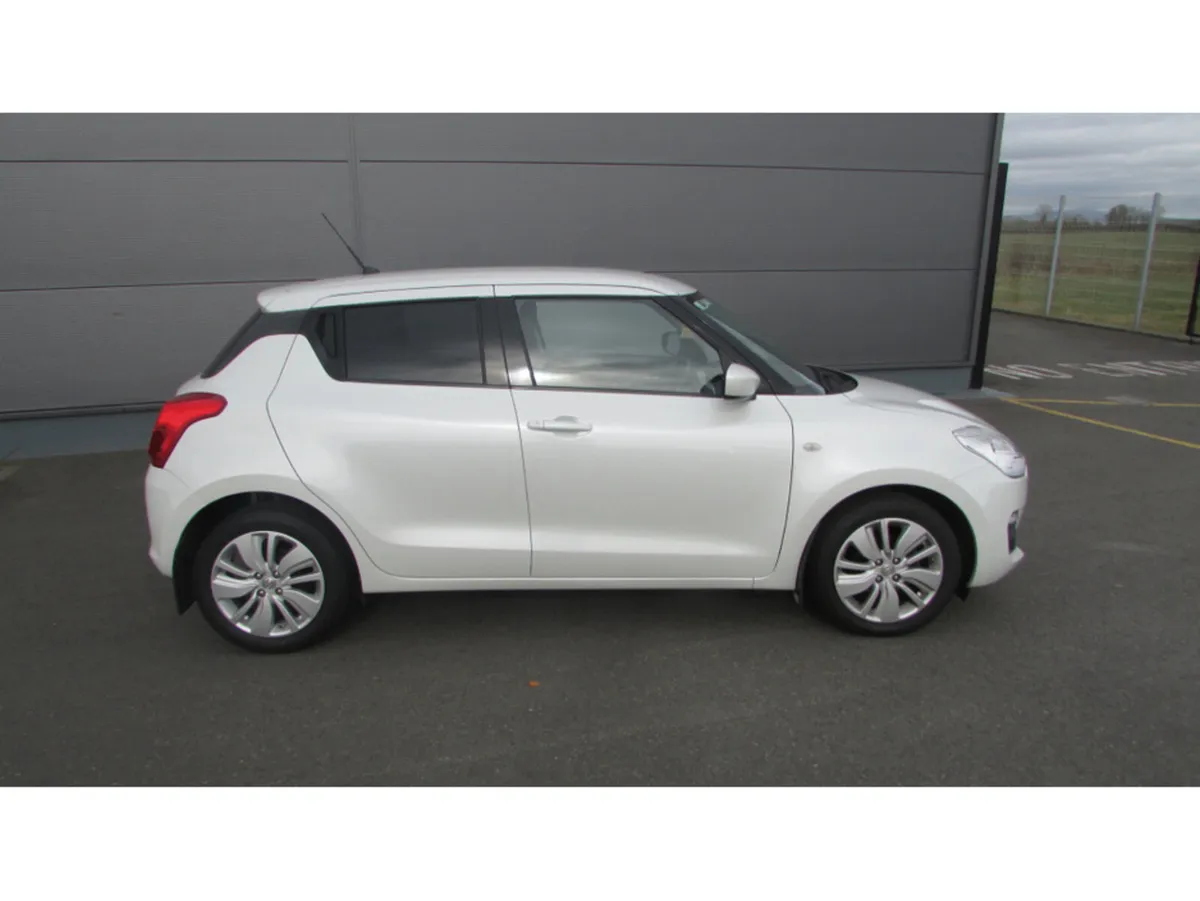 Suzuki Swift 1.0 BOOSTERJET SZ-T 5DR - Image 2