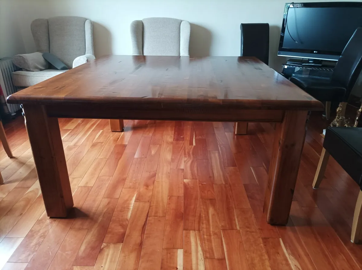 Dining Table - Image 4