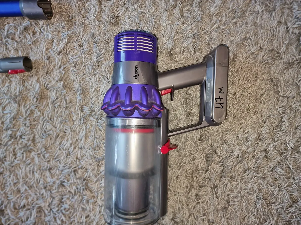 Dyson V10 - Image 3