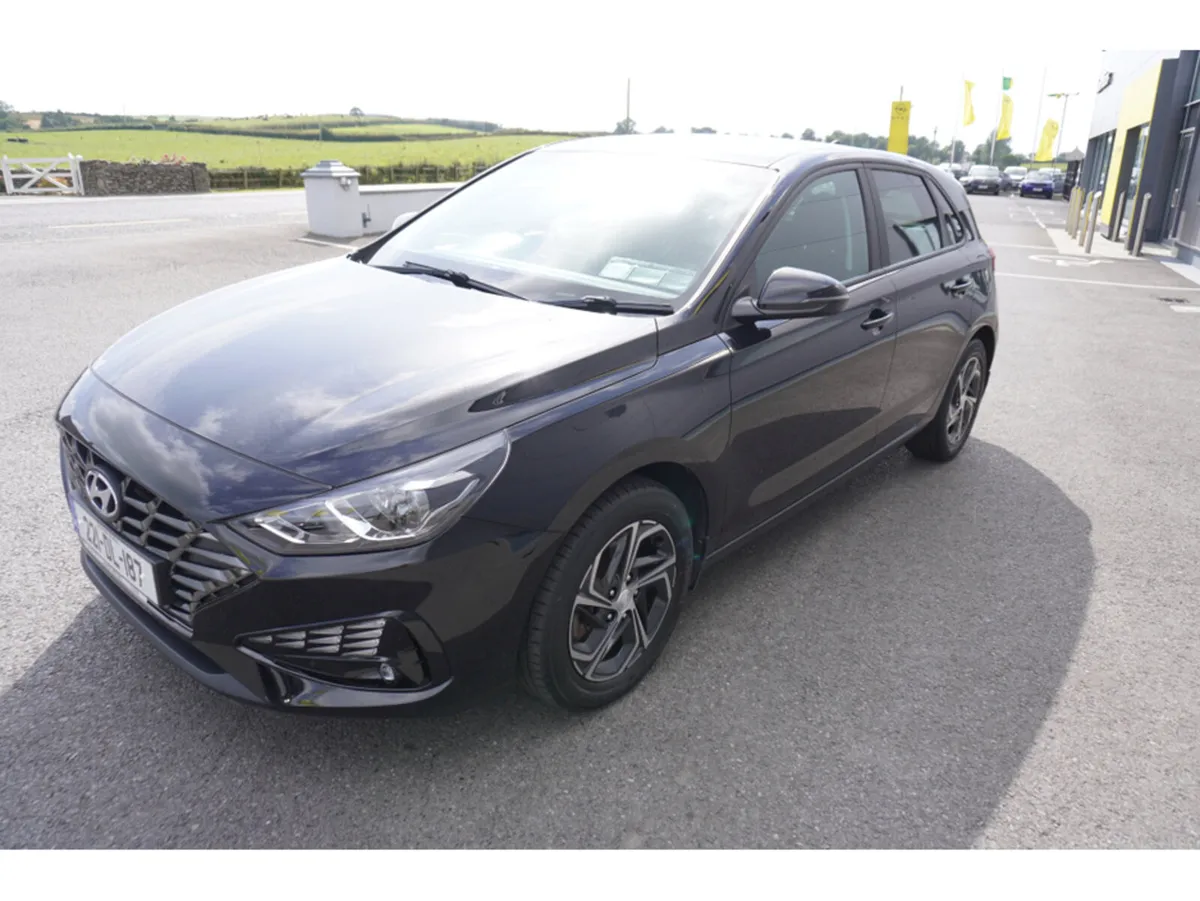 Hyundai i30 DELUXE 1.6 CRDI - Image 4
