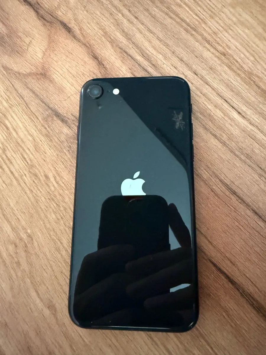 iPhone SE 2020 Black - Image 2