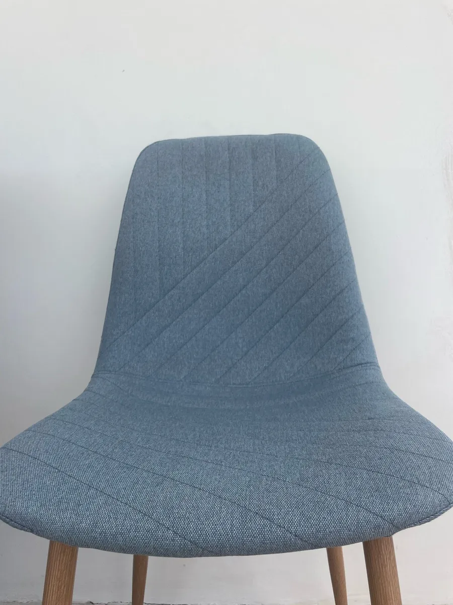 6 x Chairs for €40 - Image 1