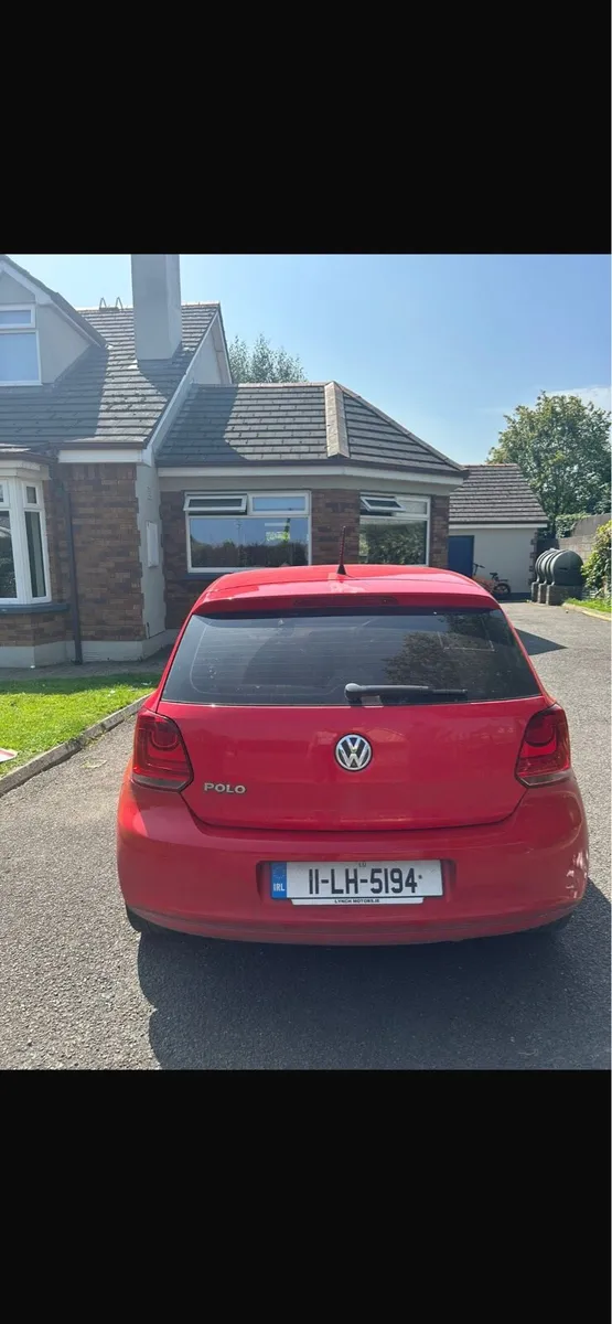 Volkswagen Red Polo - Image 2