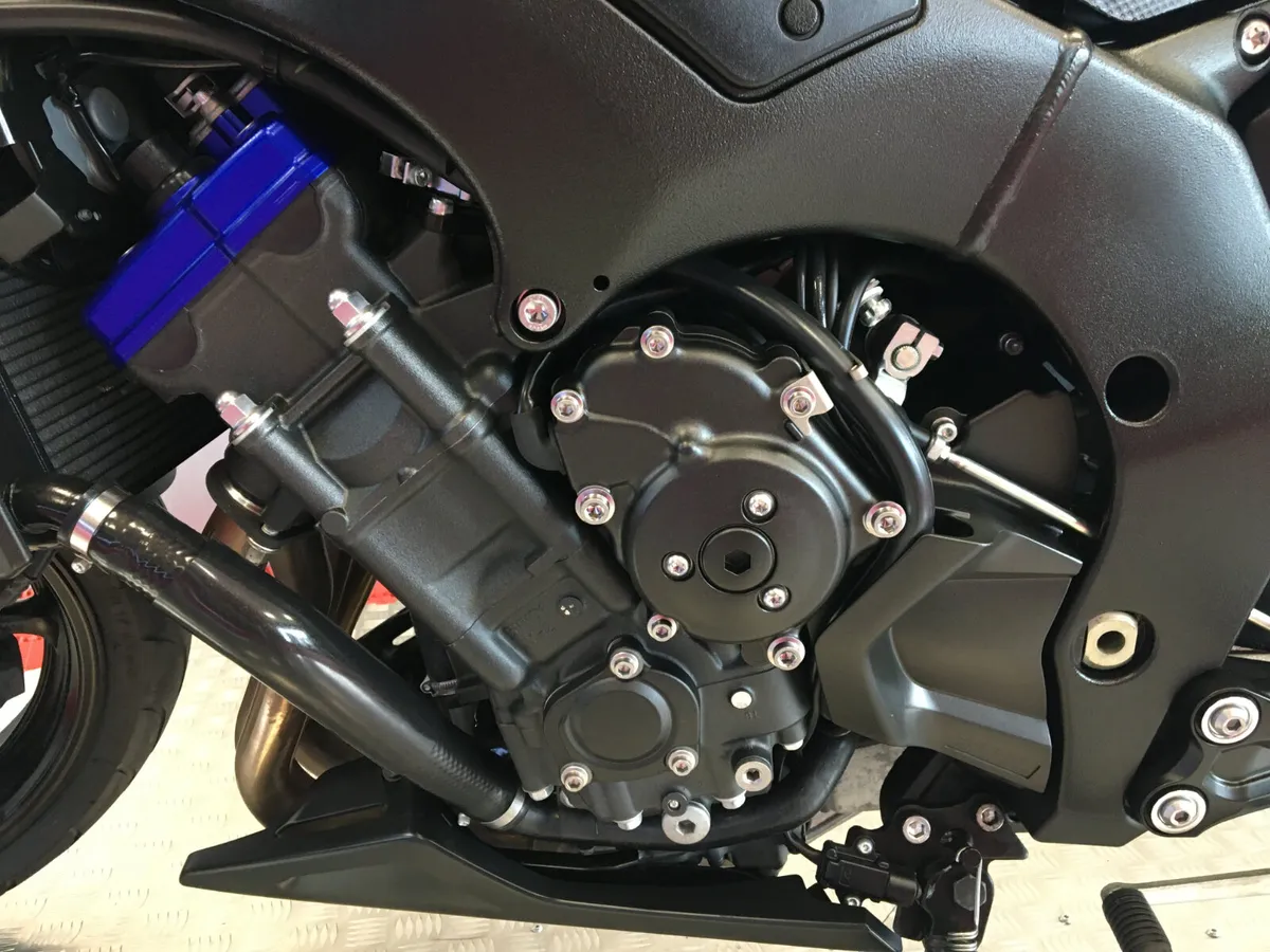 2016 Yamaha FZ8 ''LIKE NEW'' - Image 4