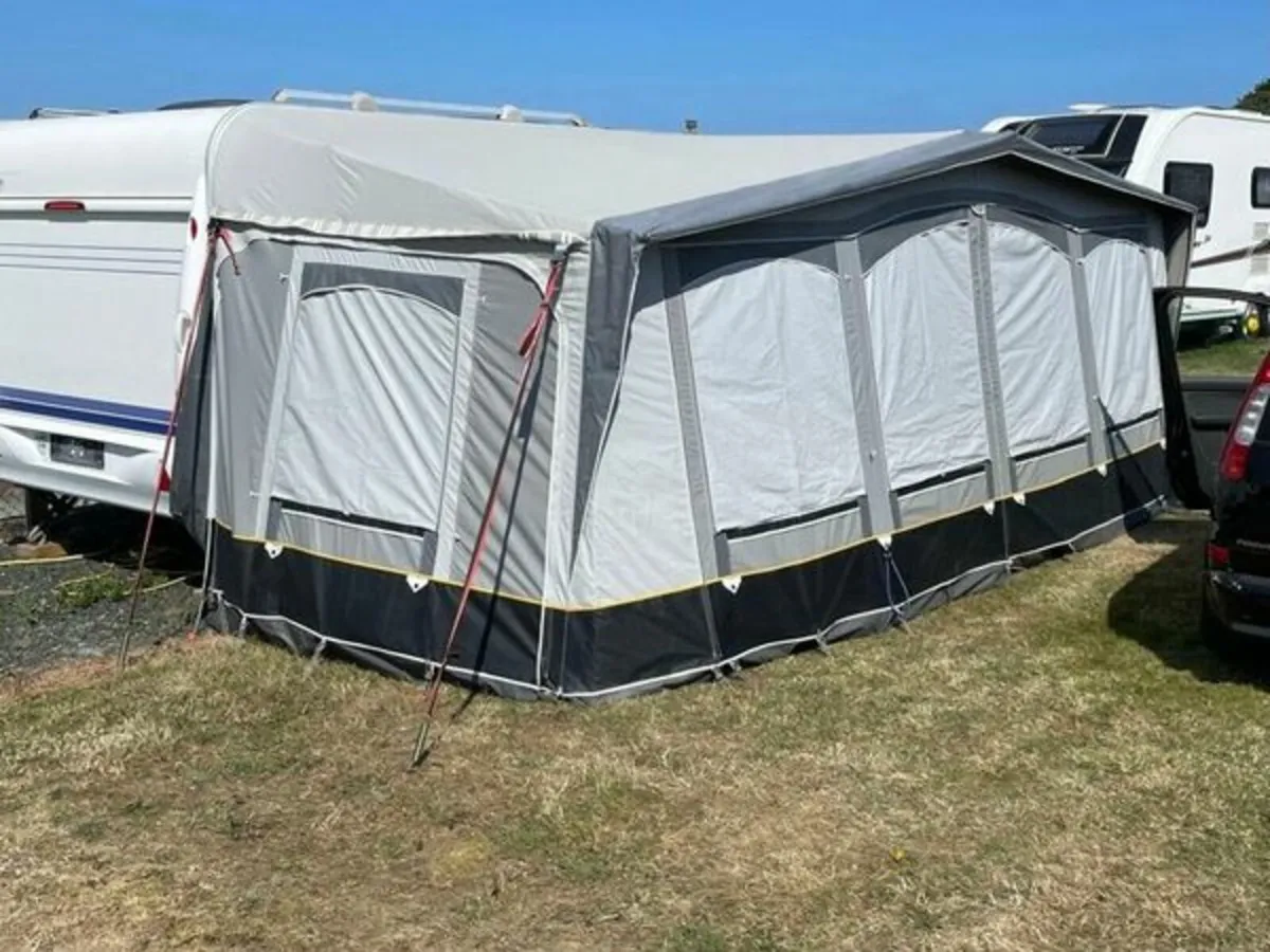 Full sized dorma awning