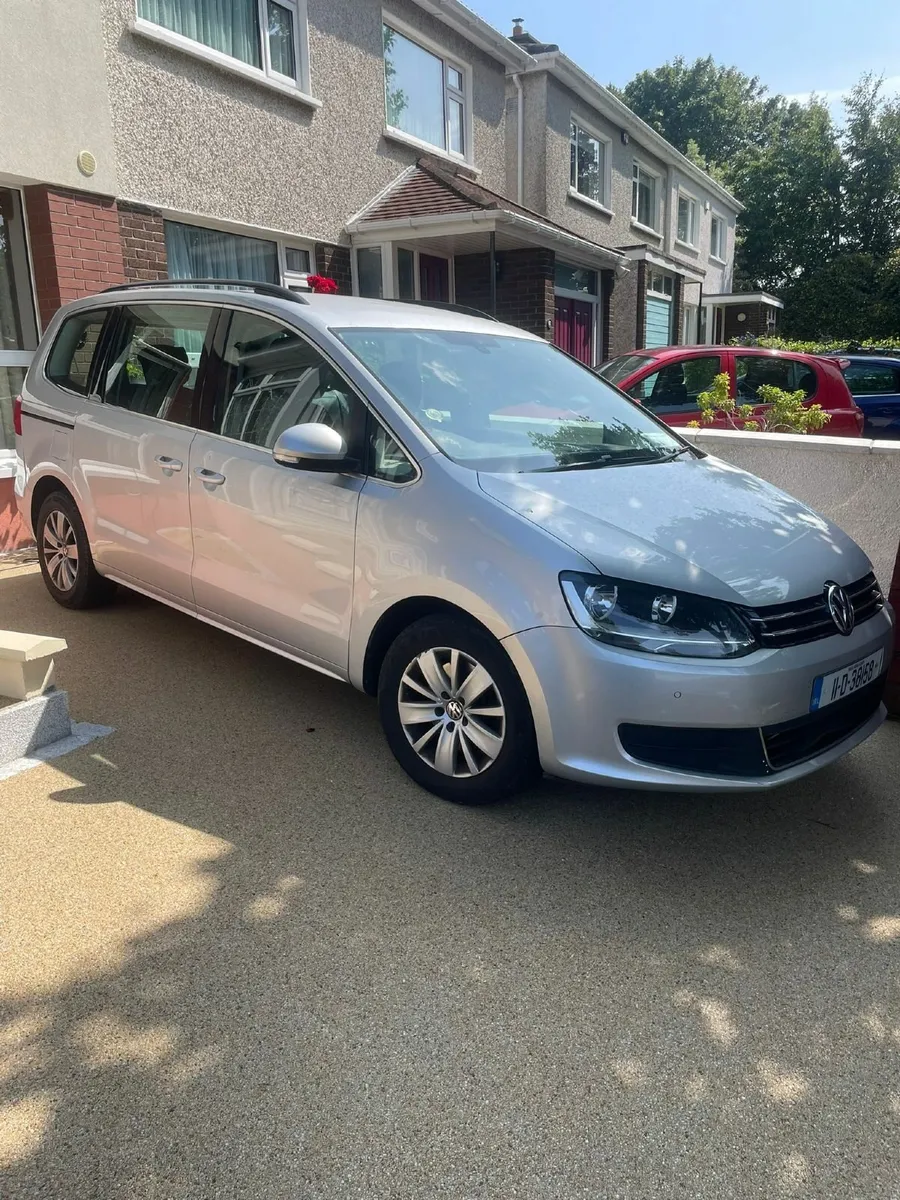 Volkswagen Sharan 2011 - Image 4