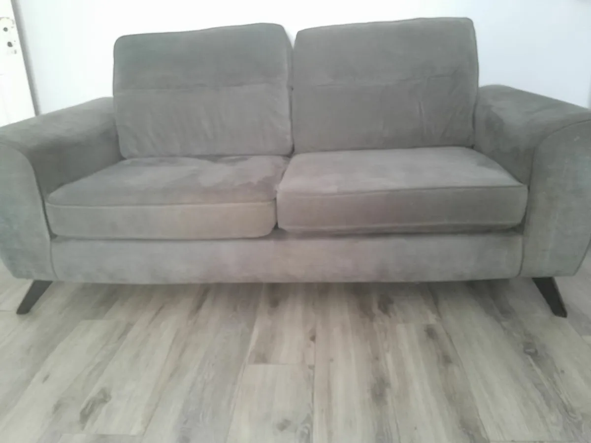 Three seater sofas - Image 4
