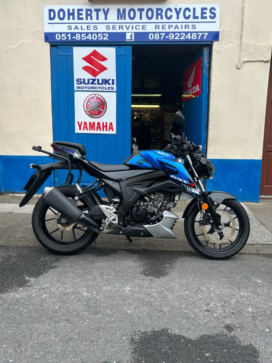 242 Suzuki GSX-S 125 - Image 1
