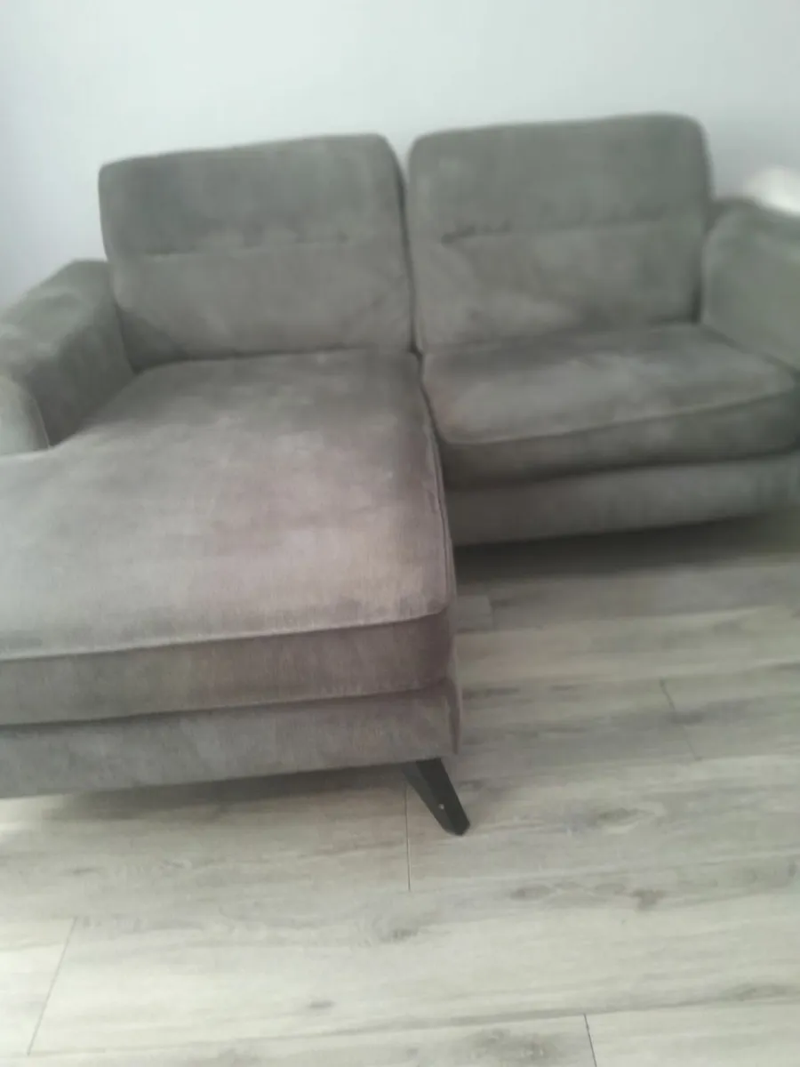 Three seater sofas - Image 2