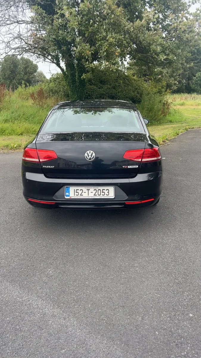 Volkswagen Passat - Image 4
