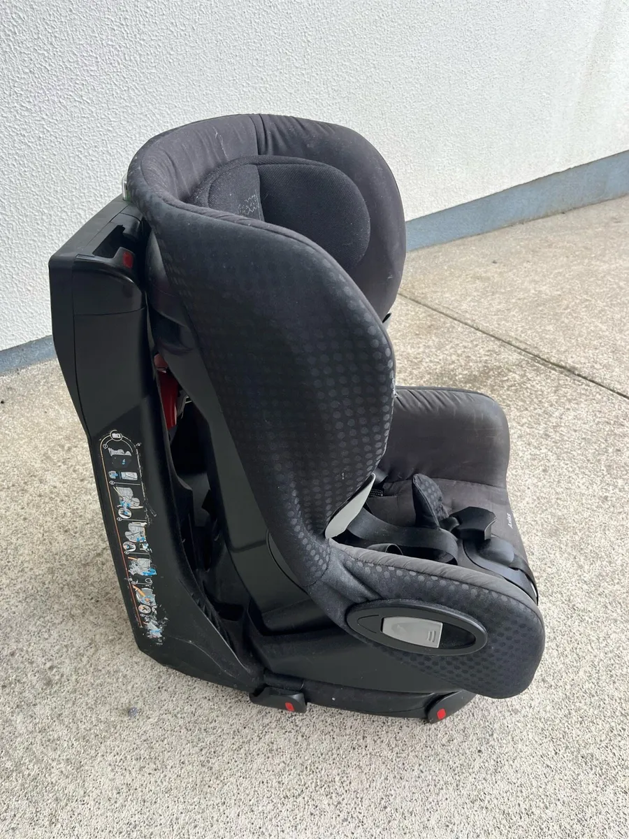 Maxi cosi Axiss car seat - Image 3