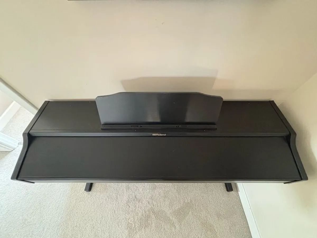Roland Digital Piano RP501R - Image 2