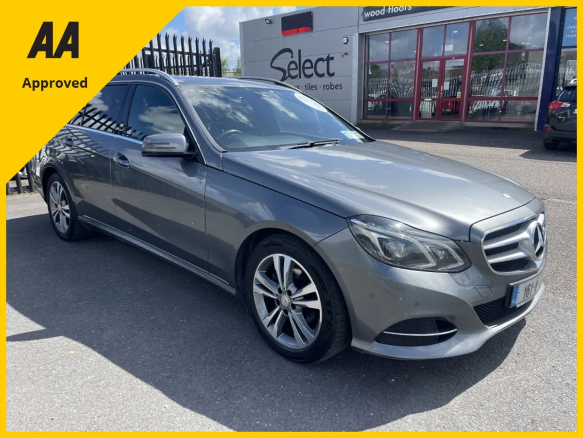 Mercedes-Benz E-Class E220 BLUETEC SE 5DR AUTO FRE - Image 2