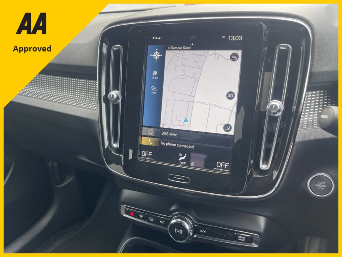 Volvo XC40 R-DESIGN T4 RECHARGE FREE DELIVERY - Image 2