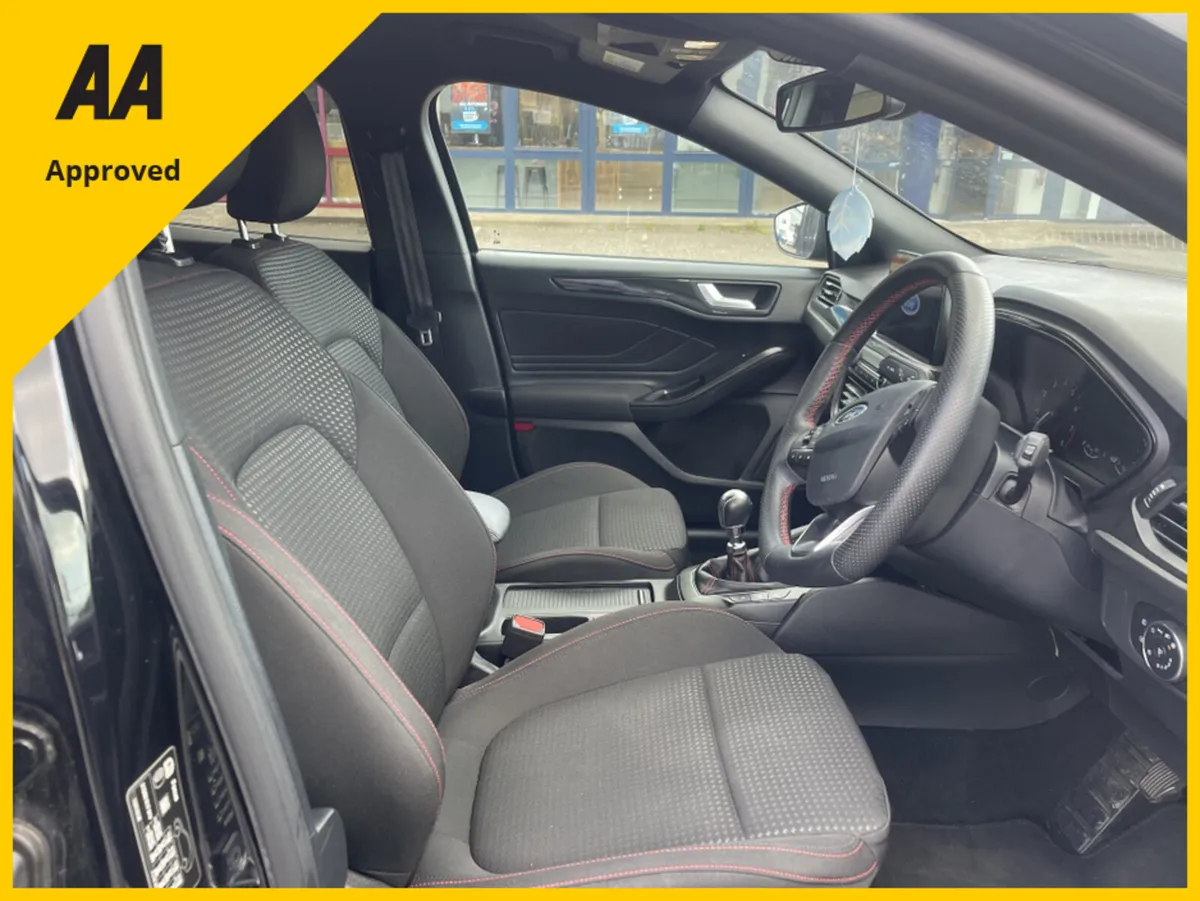 Ford Focus ST-LINE EDITION MHE FREE DELIVERY - Image 4