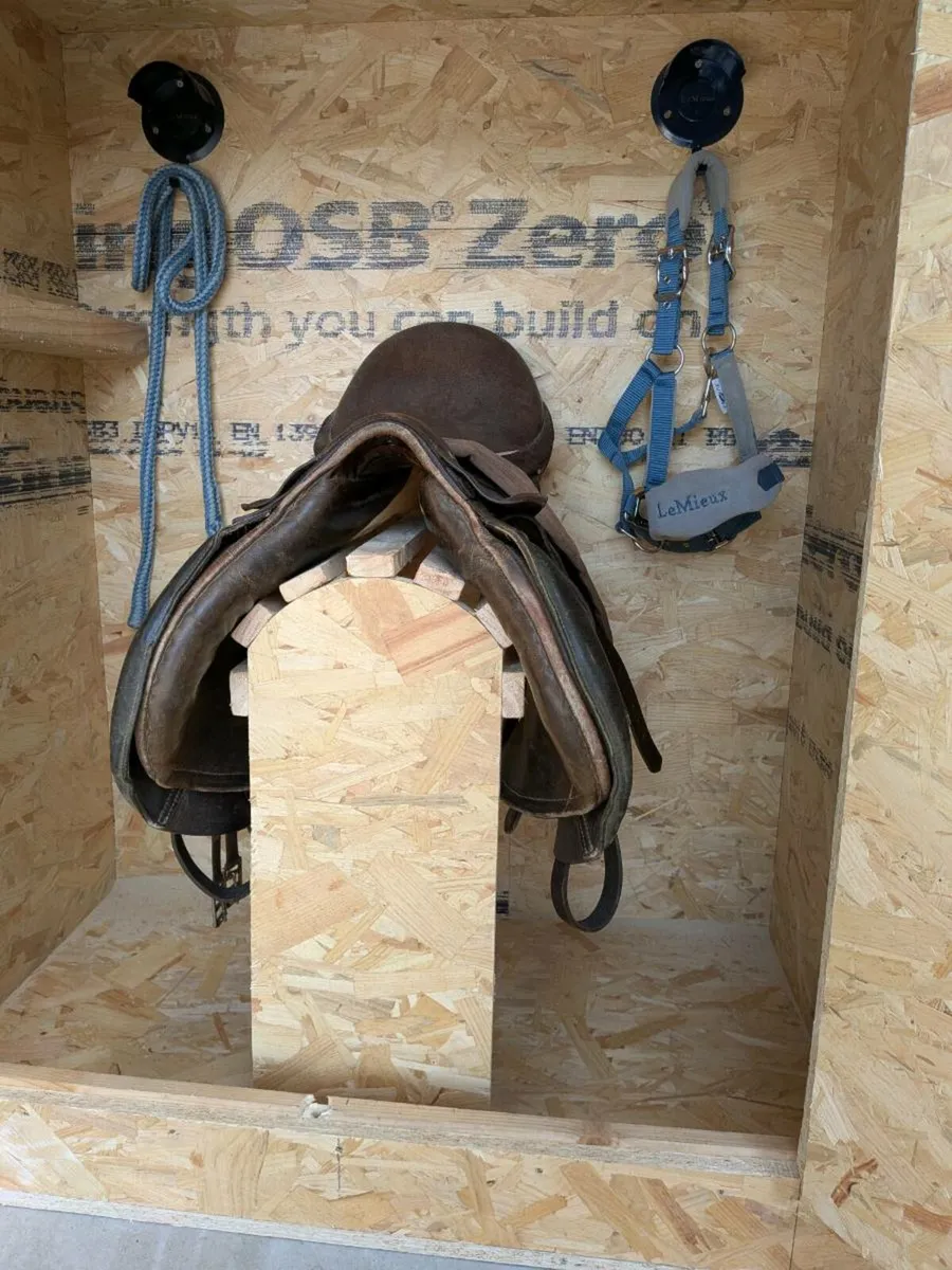 Tack box - Image 4