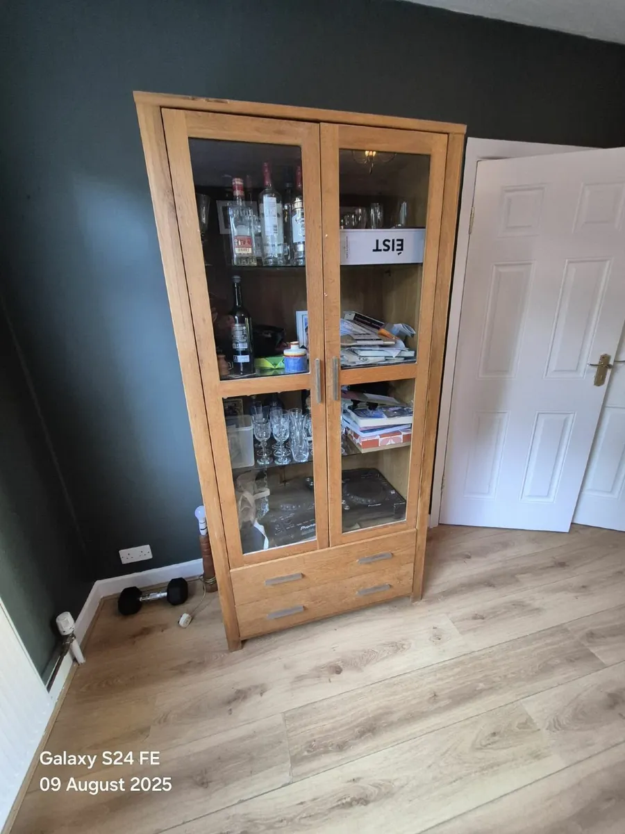 Display unit - Image 1