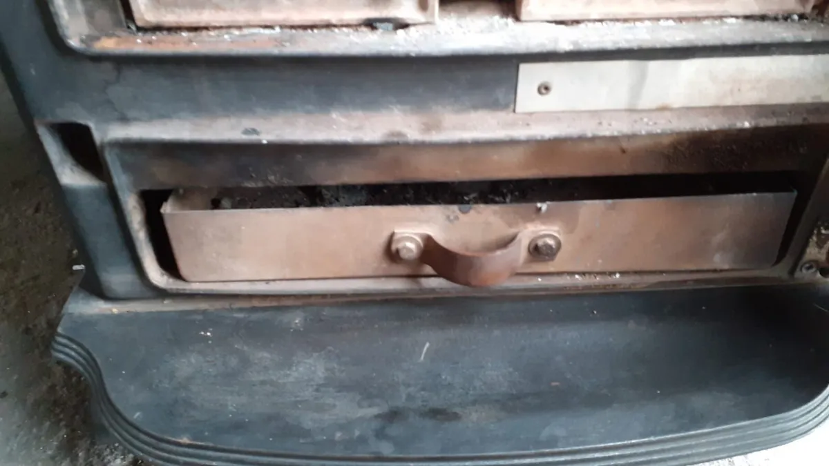 Stove - Image 1