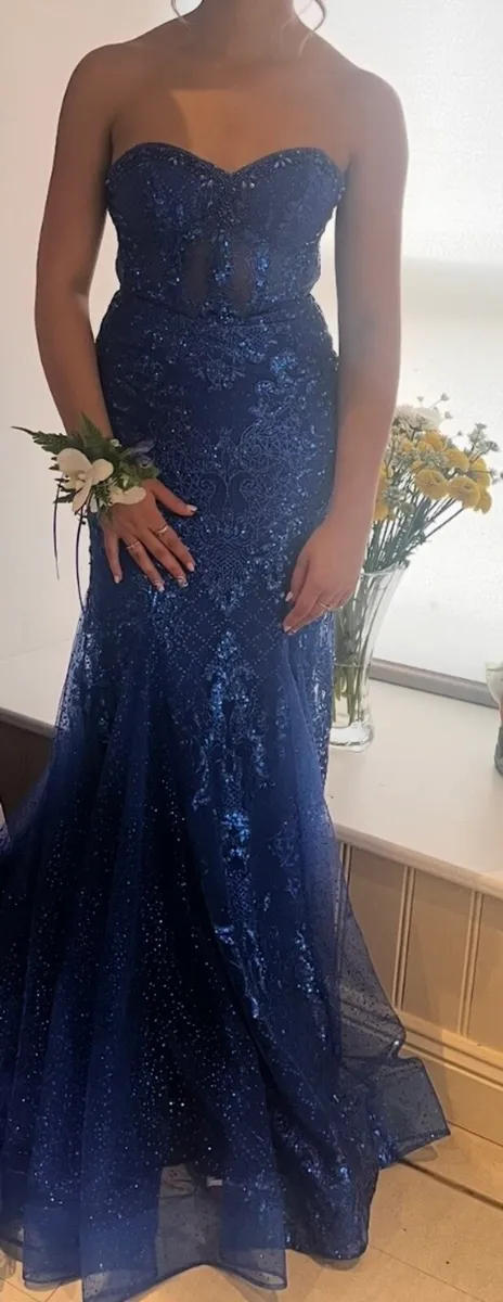 Debs dress - Image 3