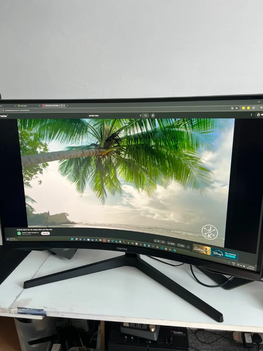 Samsung Odyssey G5  - 32 inch, 2K, 144 Hz, 1ms - Image 3
