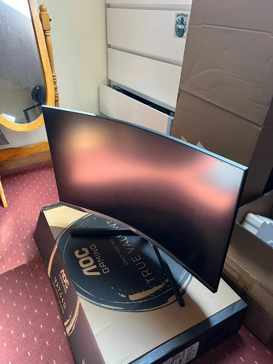 Samsung Odyssey G5  - 32 inch, 2K, 144 Hz, 1ms - Image 4