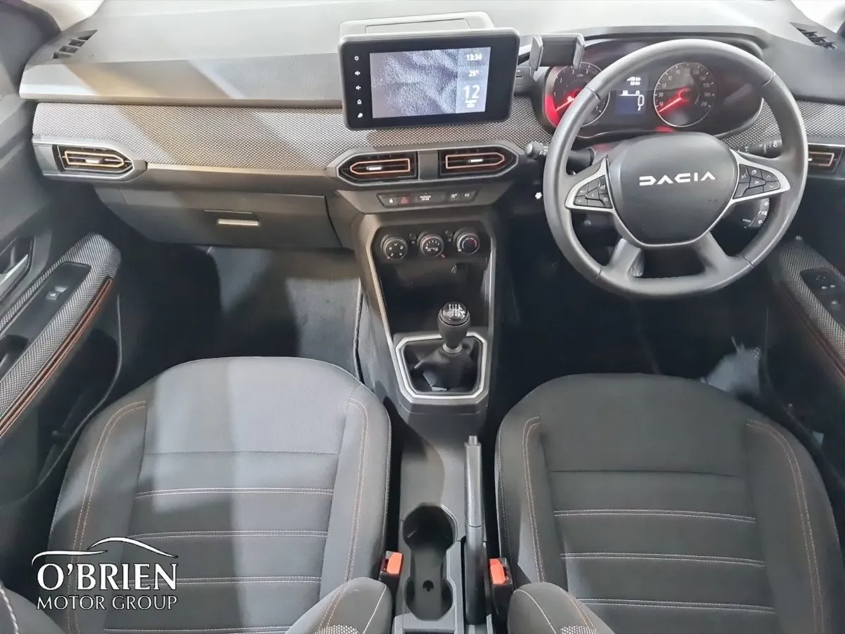 Dacia Sandero Stepway TCe 90 Stepway Comfort - Image 2
