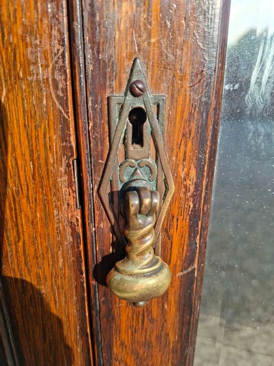Vintage wardrobe - Image 2