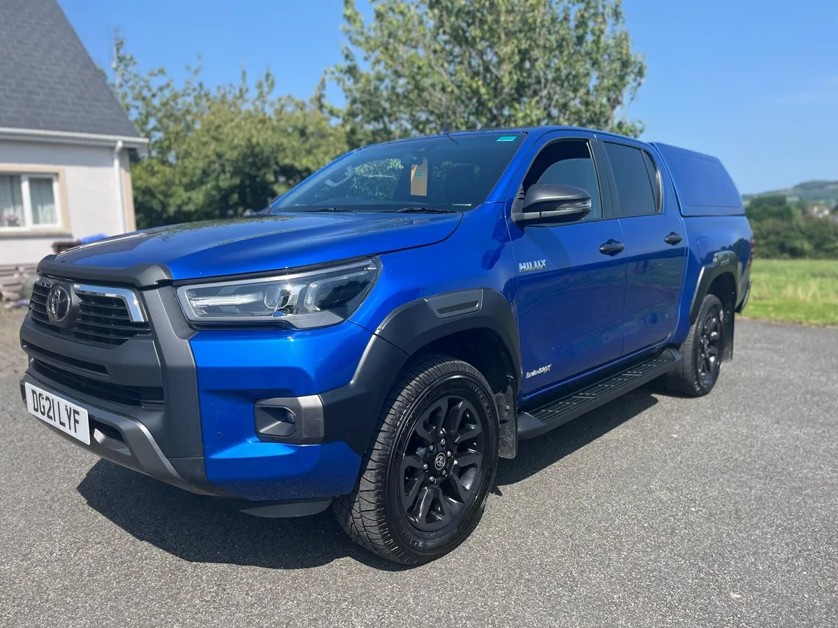 Hilux invincible x 2021 no vat - Image 2
