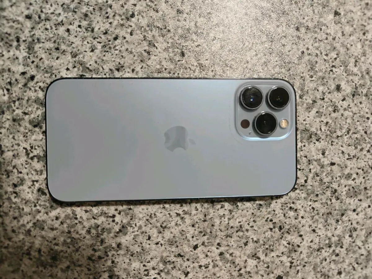 iPhone 13 Pro Max 256gb - Image 1