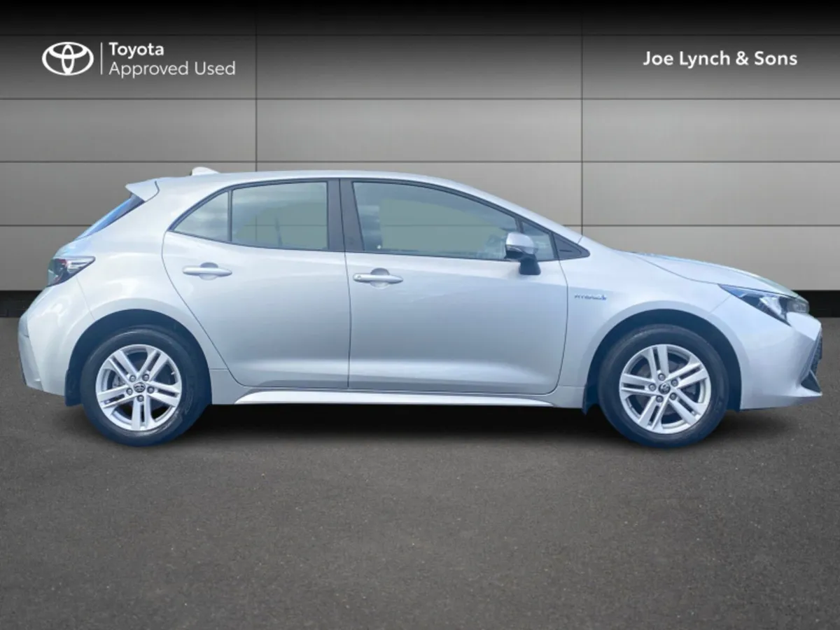 Toyota Corolla COROLLA HYBRID LUNA H/B - Image 3