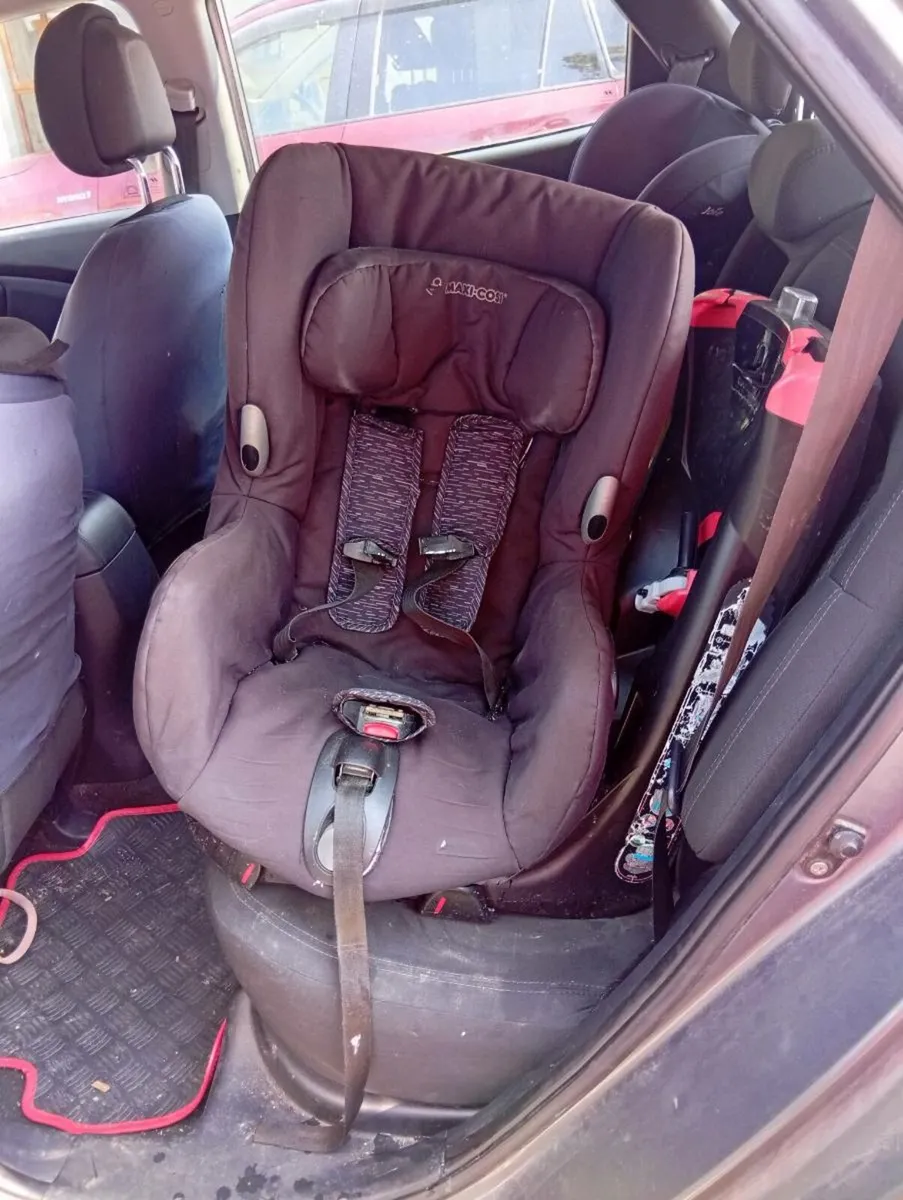 Car seat - Image 3